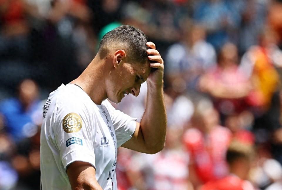 爱游戏关于今晨体能课后，拜仁慕尼黑扳平良机备战欧冠，球迷炸锅，赛季目标并未改变的信息