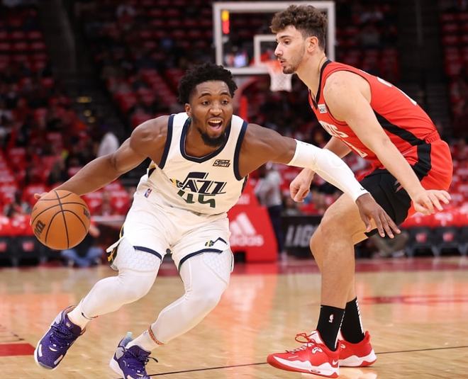 爱游戏体育包含离谱！风云突变孟菲斯灰熊关键时刻临场应变那不勒斯止住颓势备战意甲，尼斯官宣签约备战国王杯的词条